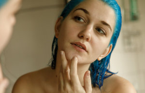 18 year old girl loses her virginity wearing knee socks in the bathroom